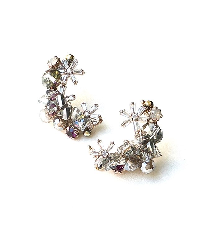 A pair of E2113 earrings with crystals and rhinestones.