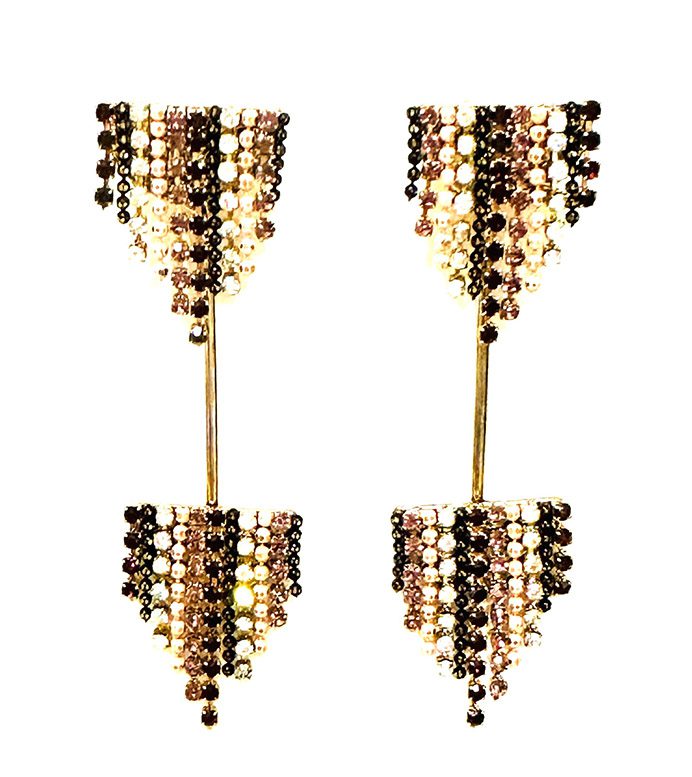 A pair of gold and black beaded E2029 earrings.