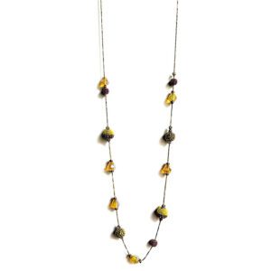 A NK2072 (Multi) necklace with yellow and brown glass beads.